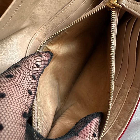 Miu Miu Rare Patent Leather Ruffle Wallet on a chain - Picture 17 of 17